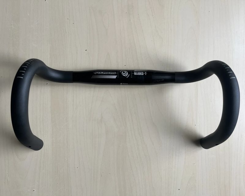 Silniční řidítka Fouriers Nanko-T 320mm