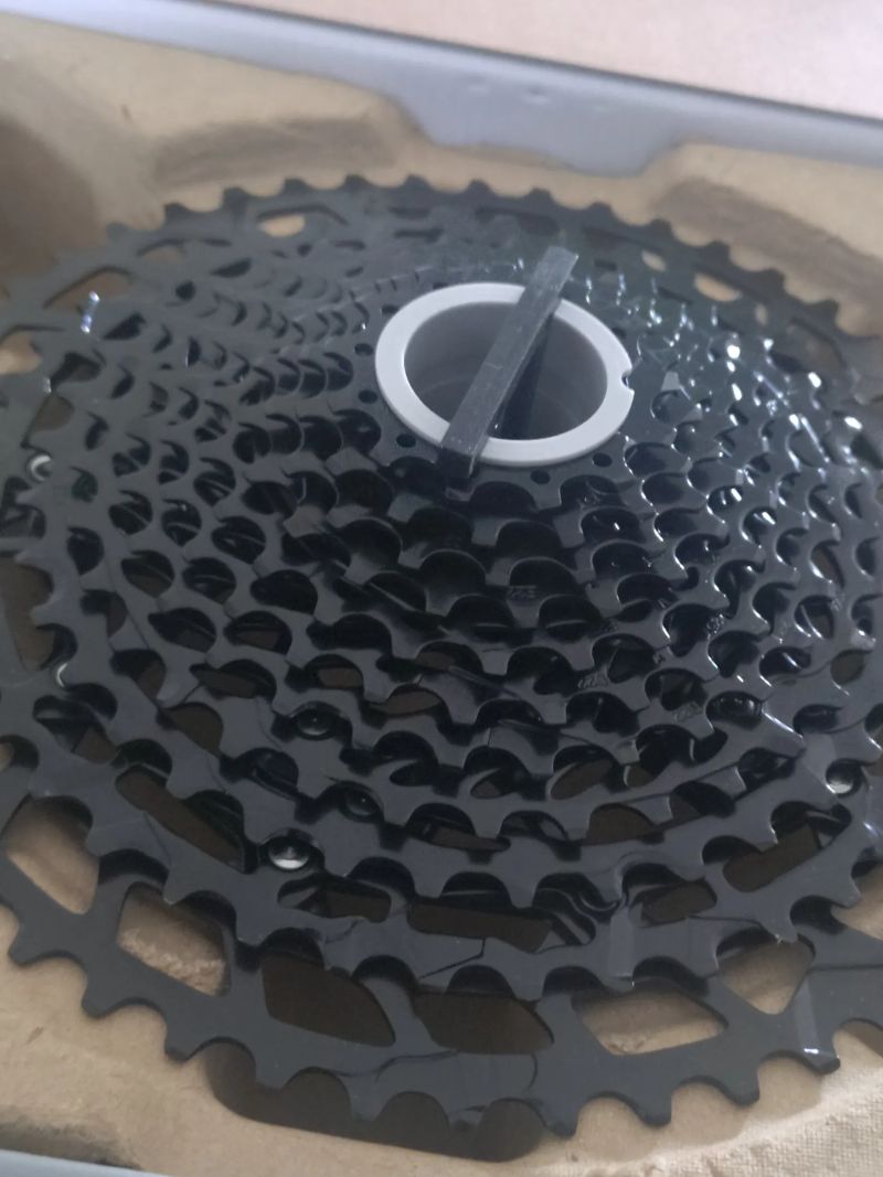 NOVA--SRAM PG-1230 12-rychlostni kazeta pre NX Eagle