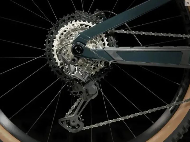 Trek Fuel EX 8 XT Gen 6 Nautical Navy Velikost XL