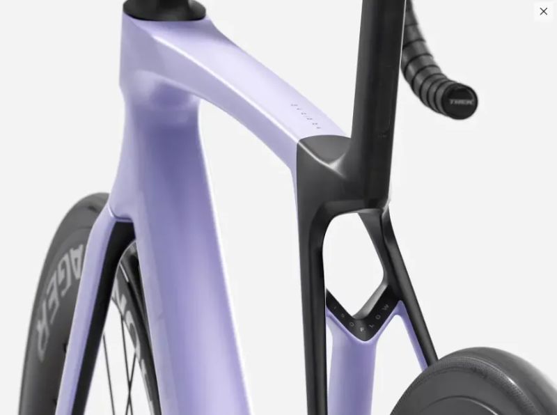 Trek Trek Madone SL 6 Gen 8 Matte Lavender Haze/Deep Smoke Velikost M