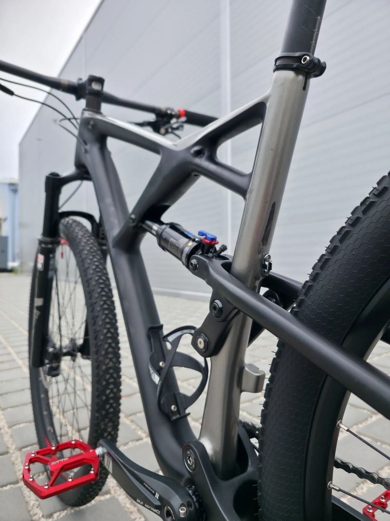 Horské kolo Erox Carbon FS 29″ - velikost L