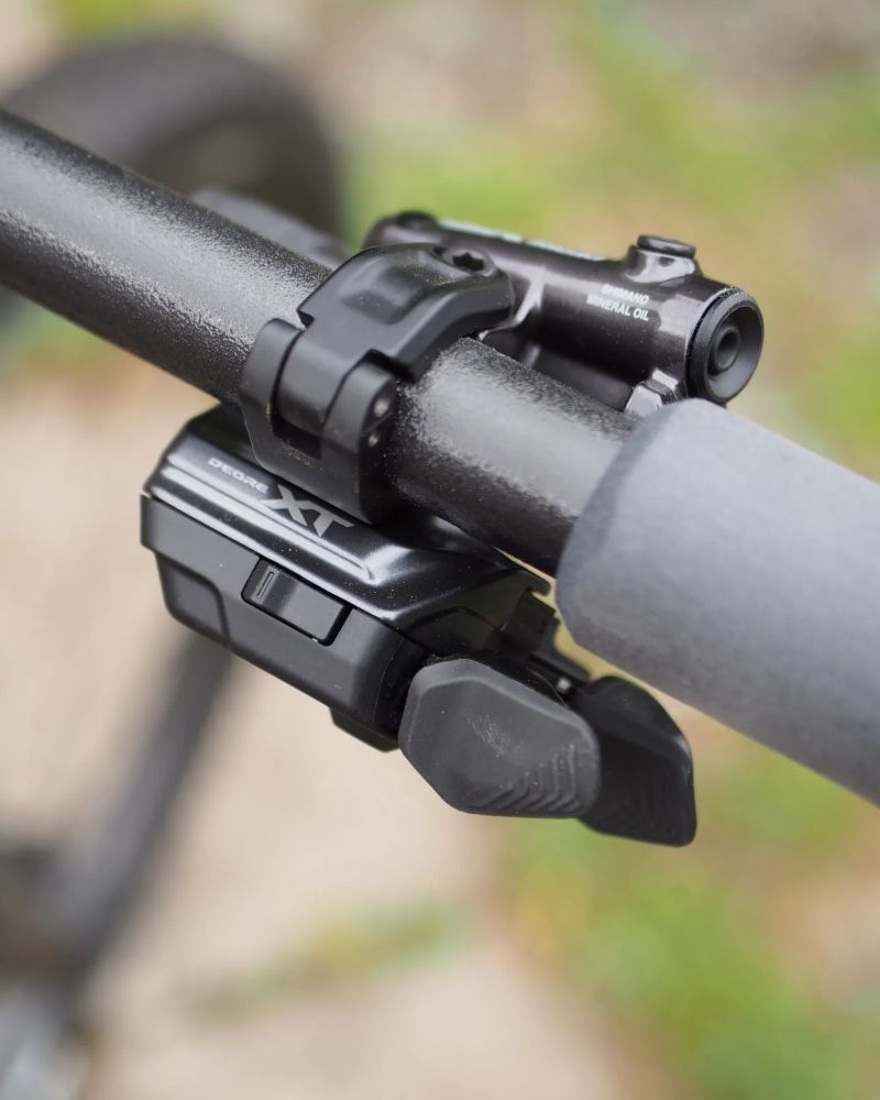 celoodpružené kolo Orbea OIZ M-PRO Di2 2025 vel. M (černo-červené) vel. L (modré) - SLEVA 22 %