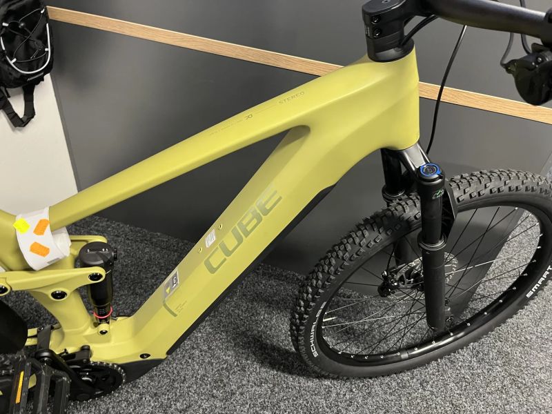 CUBE Stereo Hybrid ONE22 RACE 800 vel.L aXL 2025 NOVÉ drygreen´n´olive