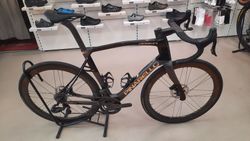 Prodám Pinarello Dogma X 2024 - Campagnolo Super Record EPS 12S WIRELESS - Kola Campagnolo BORA WTO