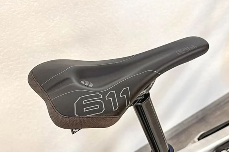 SQlab 611 Ergowave Carbon, 14 cm - nové