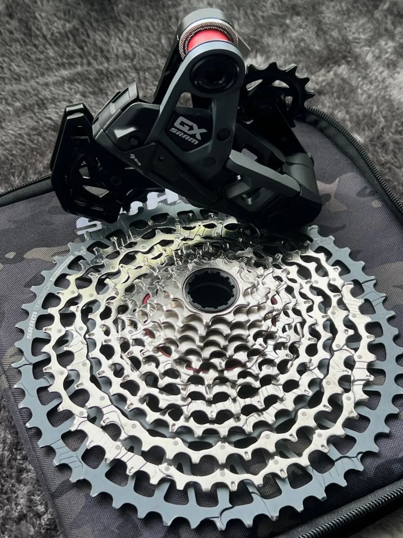 Přehazovačka SRAM GX T-TYPE EAGLE AXS+ kazeta