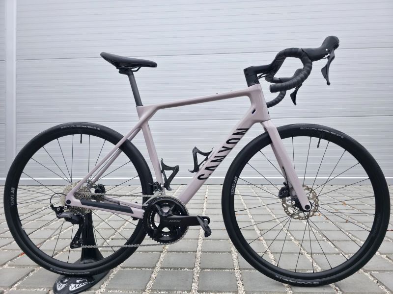 Silniční kolo Canyon Endurance CF 7 - 2026 - Shimano 105 – velikost M
