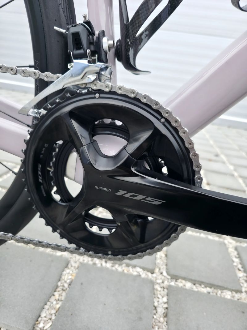 Silniční kolo Canyon Endurance CF 7 - 2026 - Shimano 105 – velikost M