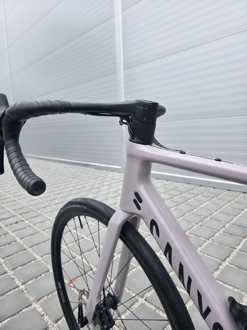 Silniční kolo Canyon Endurance CF 7 - 2026 - Shimano 105 – velikost M