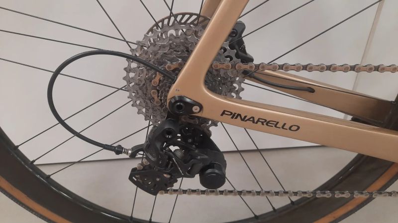 Prodám Pinarello Grevil F9 - Campagnolo Ekar 1x13, kola Campagnolo Shamal Carbon