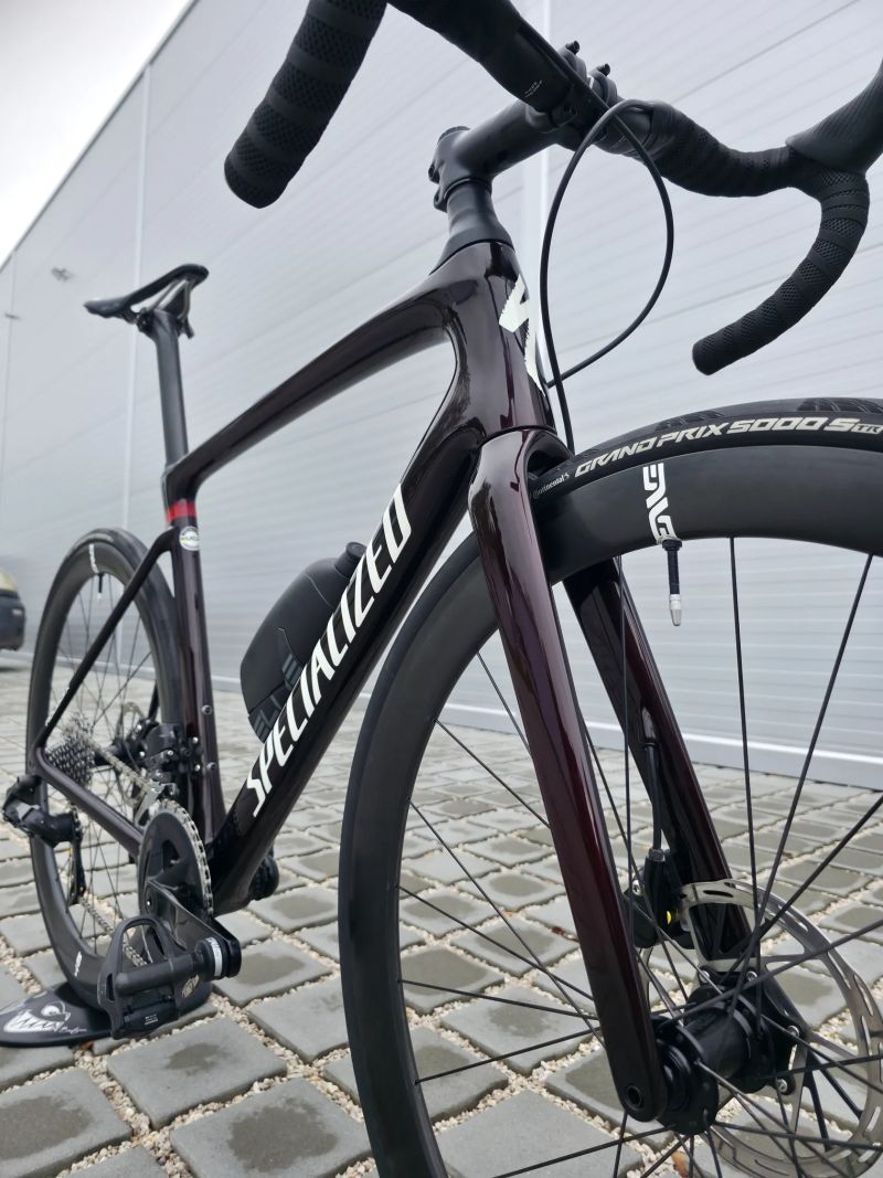 Silniční kolo Specialized Roubaix Comp Rival eTap ENVE 2022 – velikost 54cm (M)