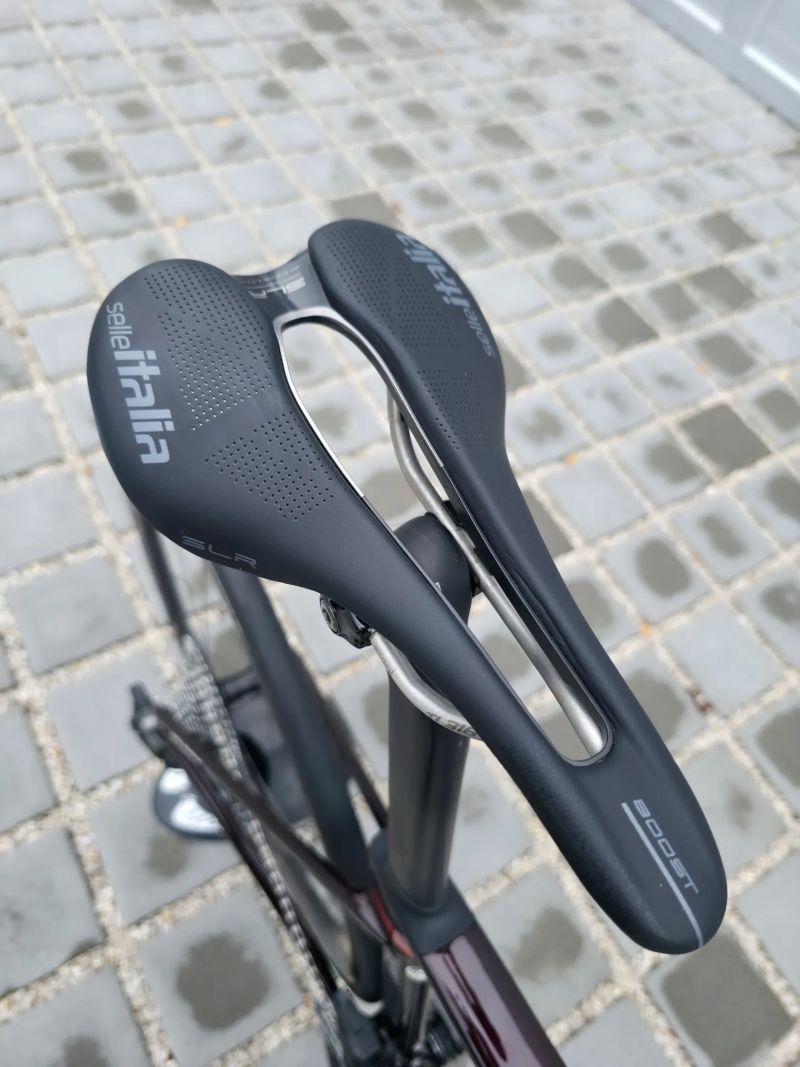 Silniční kolo Specialized Roubaix Comp Rival eTap ENVE 2022 – velikost 54cm (M)