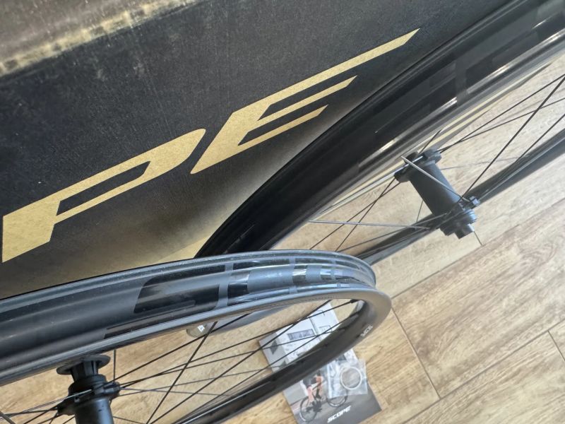 Nová karbonová kola Scope R2.0 29" 1367g - XC, trail, gravel