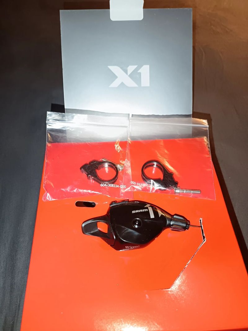 Sram X1 řadící páčka 11sp. 
