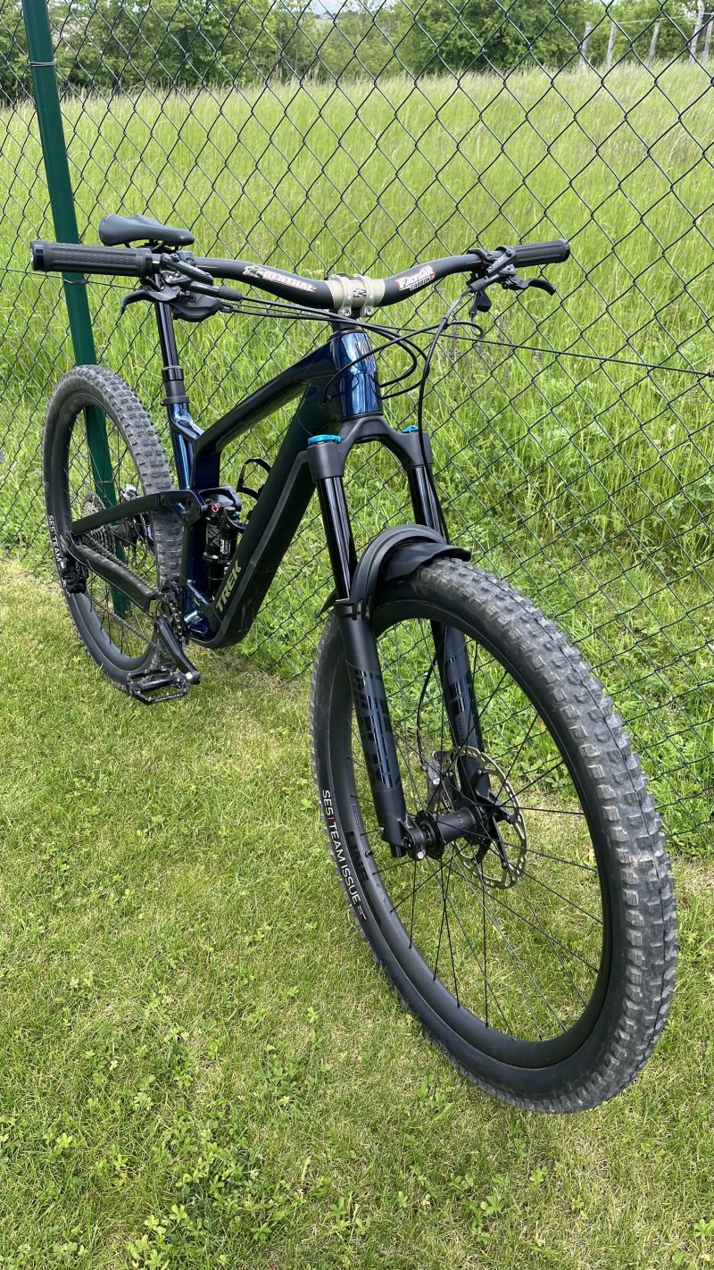 Trek Fuel EX 9.8 XT Gen 6, vel.L - super stav