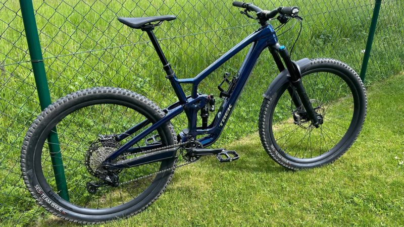 Trek Fuel EX 9.8 XT Gen 6, vel.L - super stav