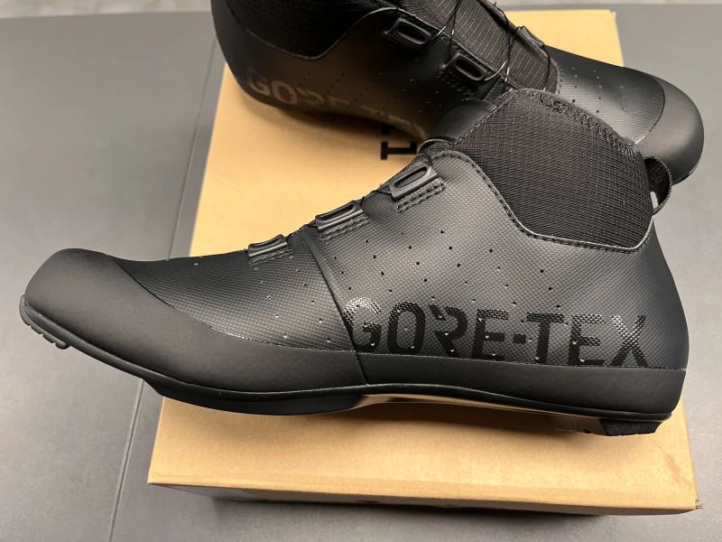 Zimní tretry FIZIK Tempo Artica R5 GTX