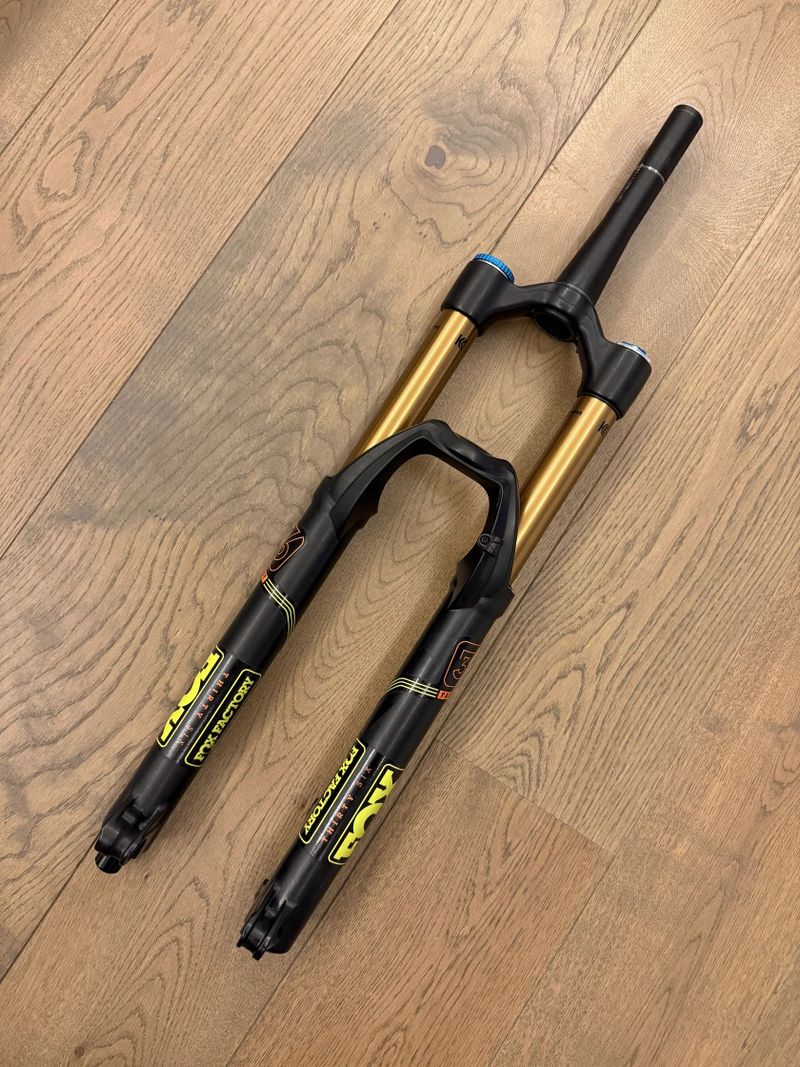 Odpružená vidlice Fox Factory Series 36 FLOAT 27.5" - 160mm, FIT HSC/LSC (RC2)