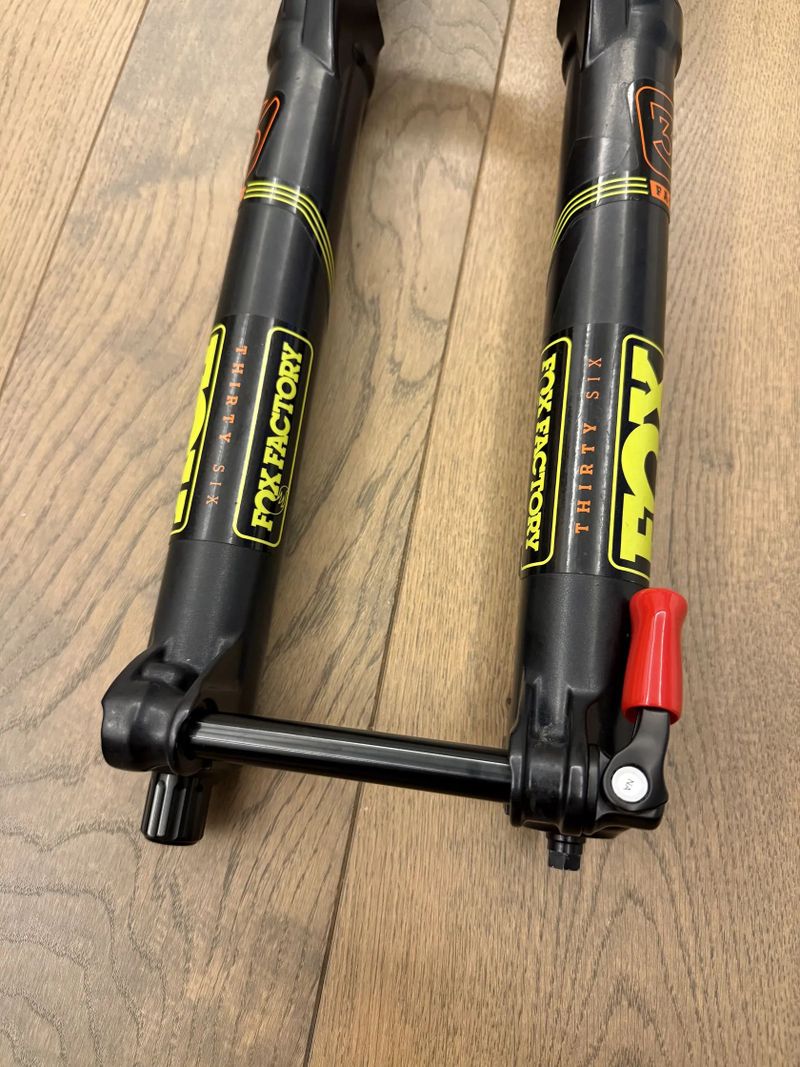 Odpružená vidlice Fox Factory Series 36 FLOAT 27.5" - 160mm, FIT HSC/LSC (RC2)