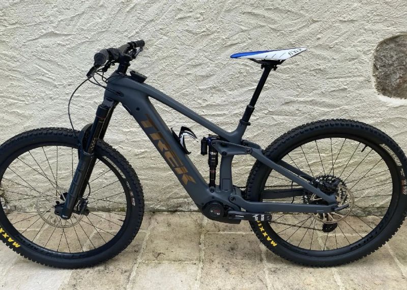 SLEVA - Trek Rail 9.8 GX ProjectOne- 450km