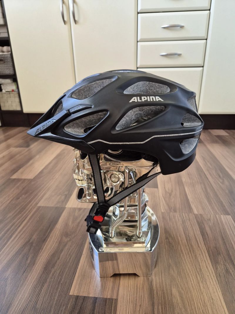 Helma Alpina Mythos vel.57-62 cm