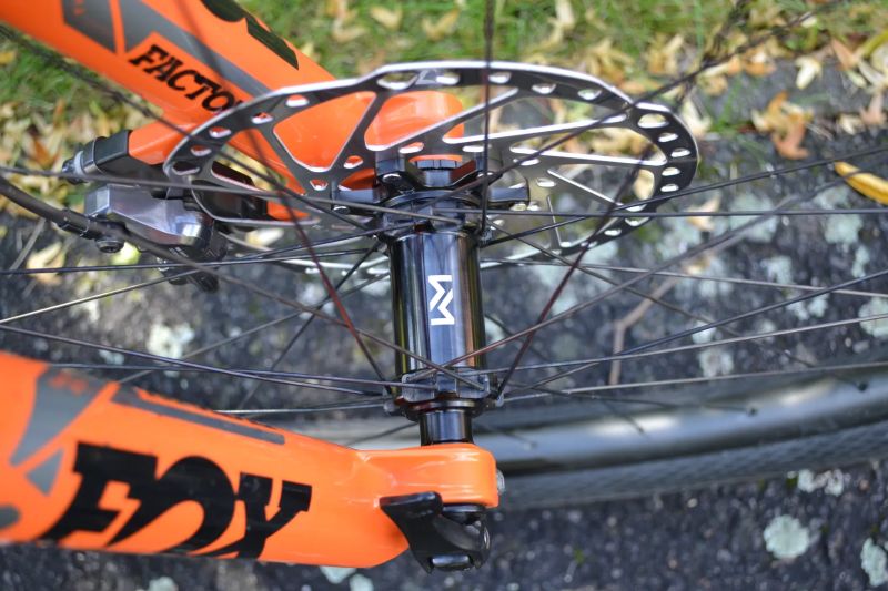 Cube Stereo C:62 ActionTeam Carbon (L) Top Stav