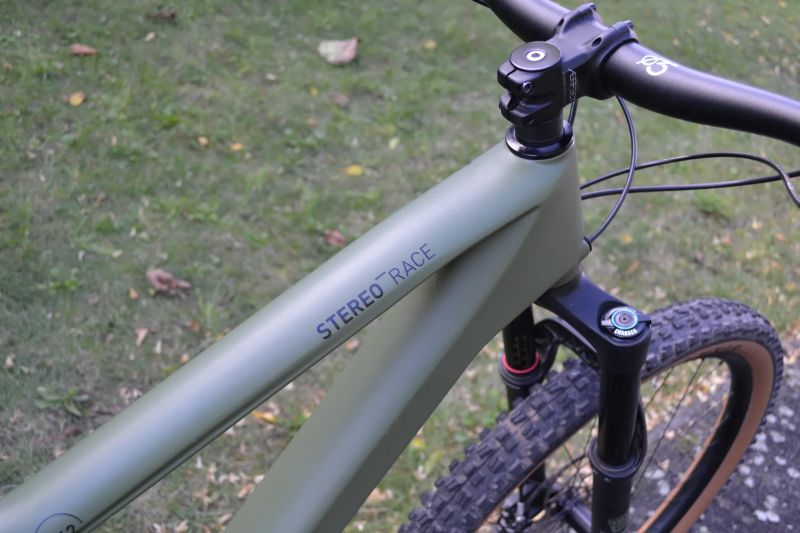 Cube Stereo Race C:62 (XL) olive´n´grey