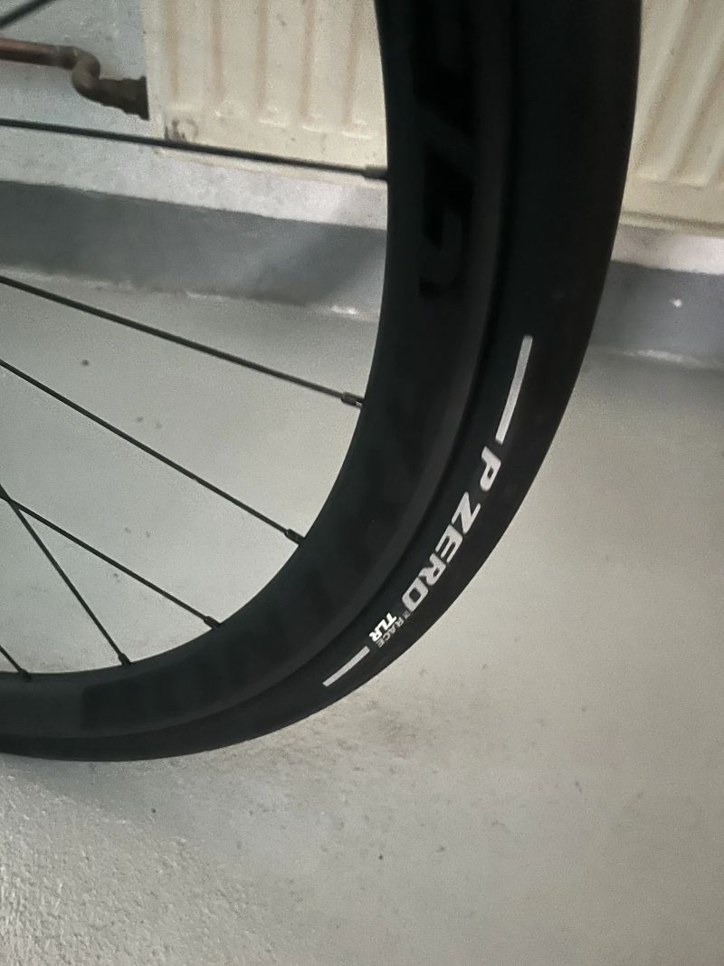 Trek Émonda SL 6 Pro, Ultegra Di2 8170, BLACK/RADIOACTIVE RED