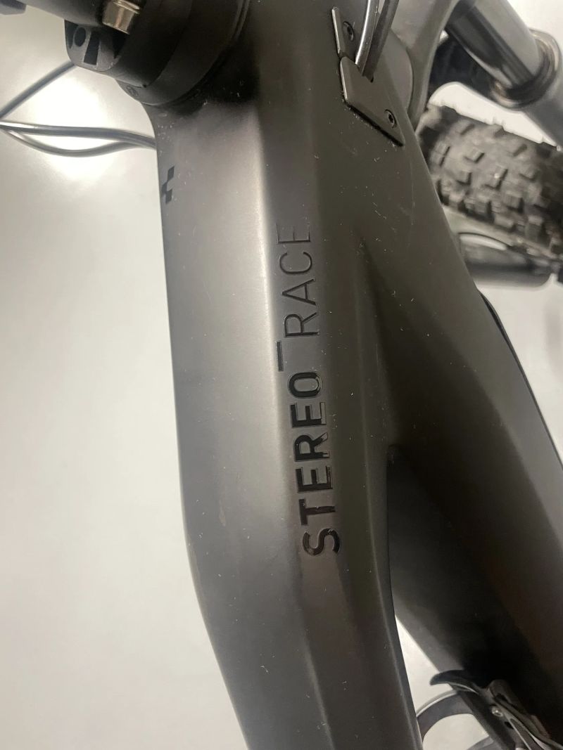 Prodám CUBE STEREO HYBRID 140 HPC