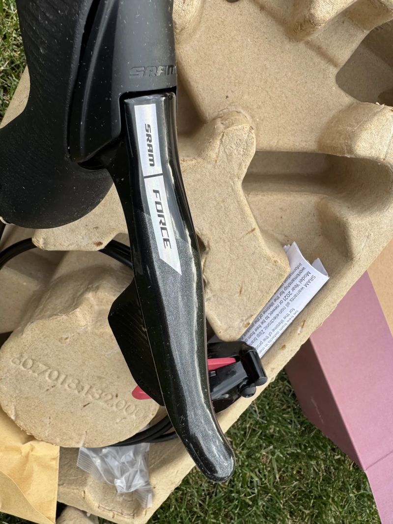 Sram Force D2 eTAP AXS páky+třmeny - nove