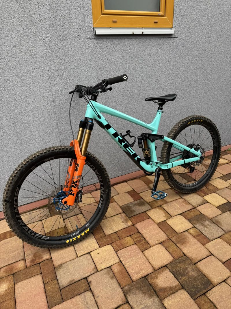 Trek Remedy 8 Custom