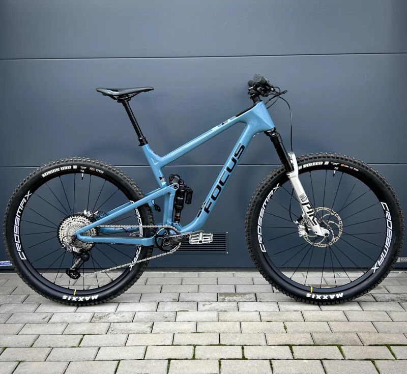 Focus JAM 8.9 NINE karbon, vel. L, 29"