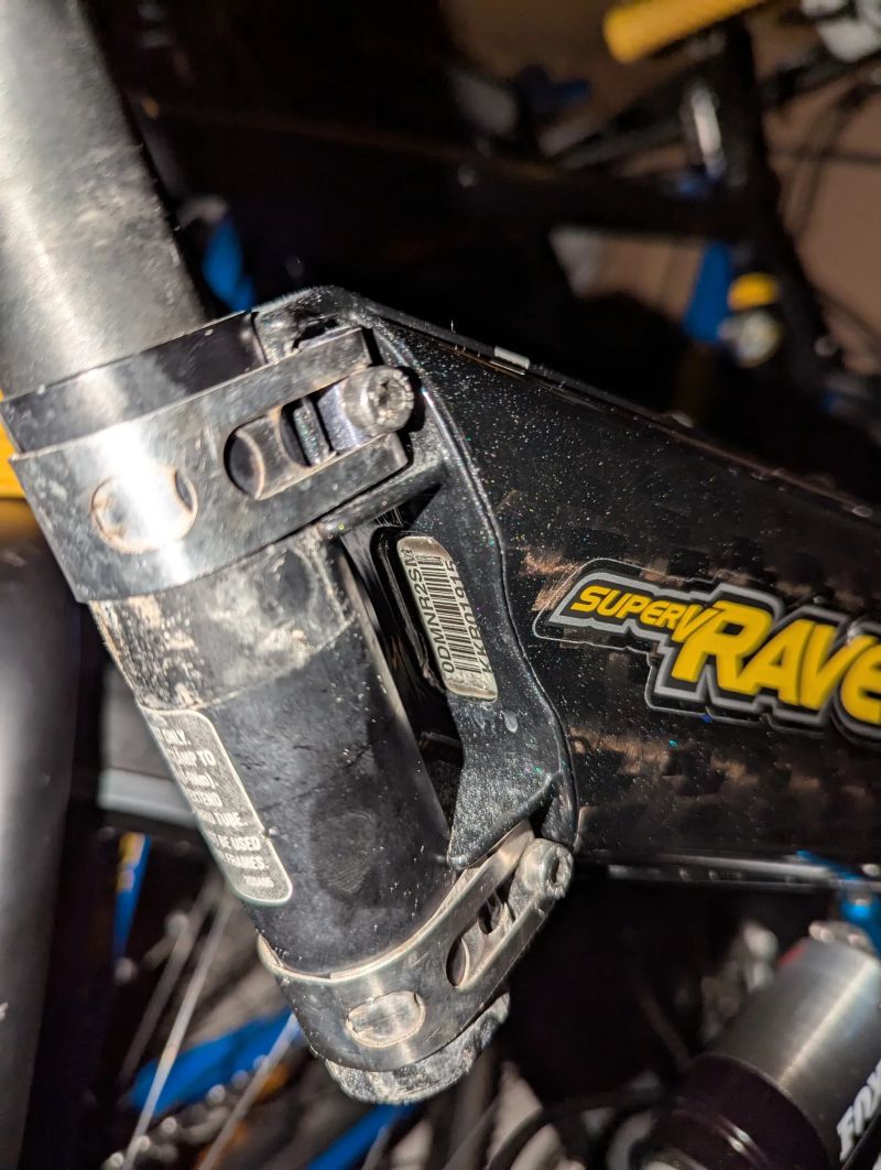 Cannondale Super V Raven 1000 SL, velikost S, XTR, CODA, rok 2000