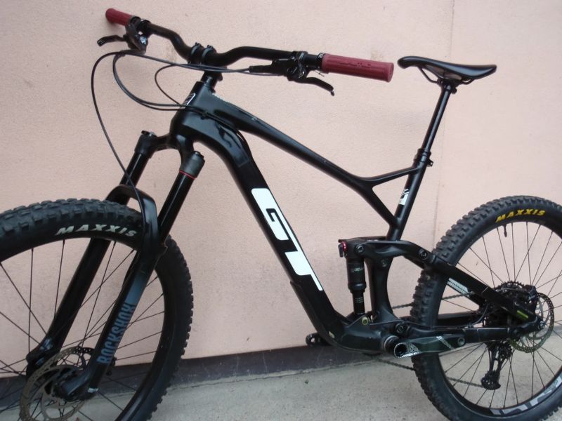 GT Sensor 29" Carbon Elite