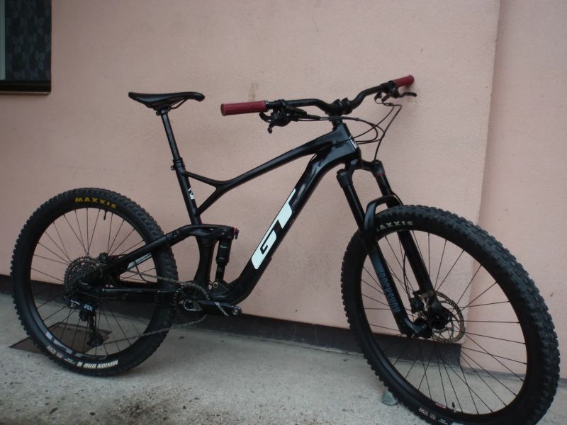 GT Sensor 29" Carbon Elite