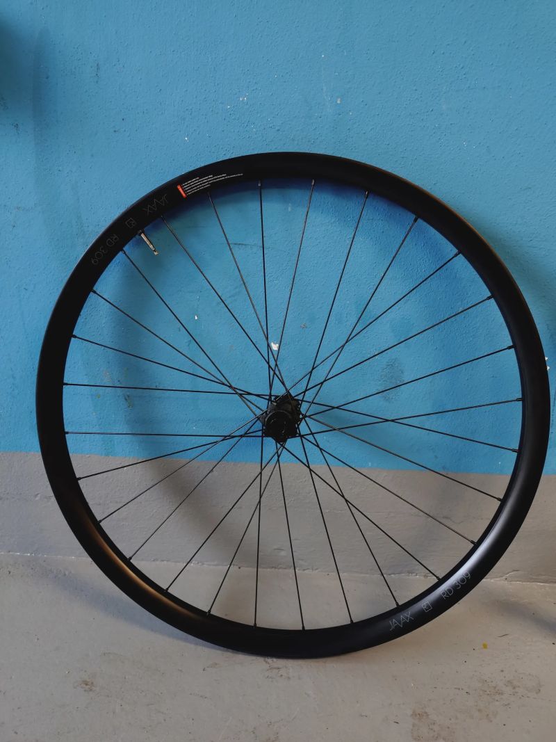 Karbon MTB kola DT Swiss/JAVAX 