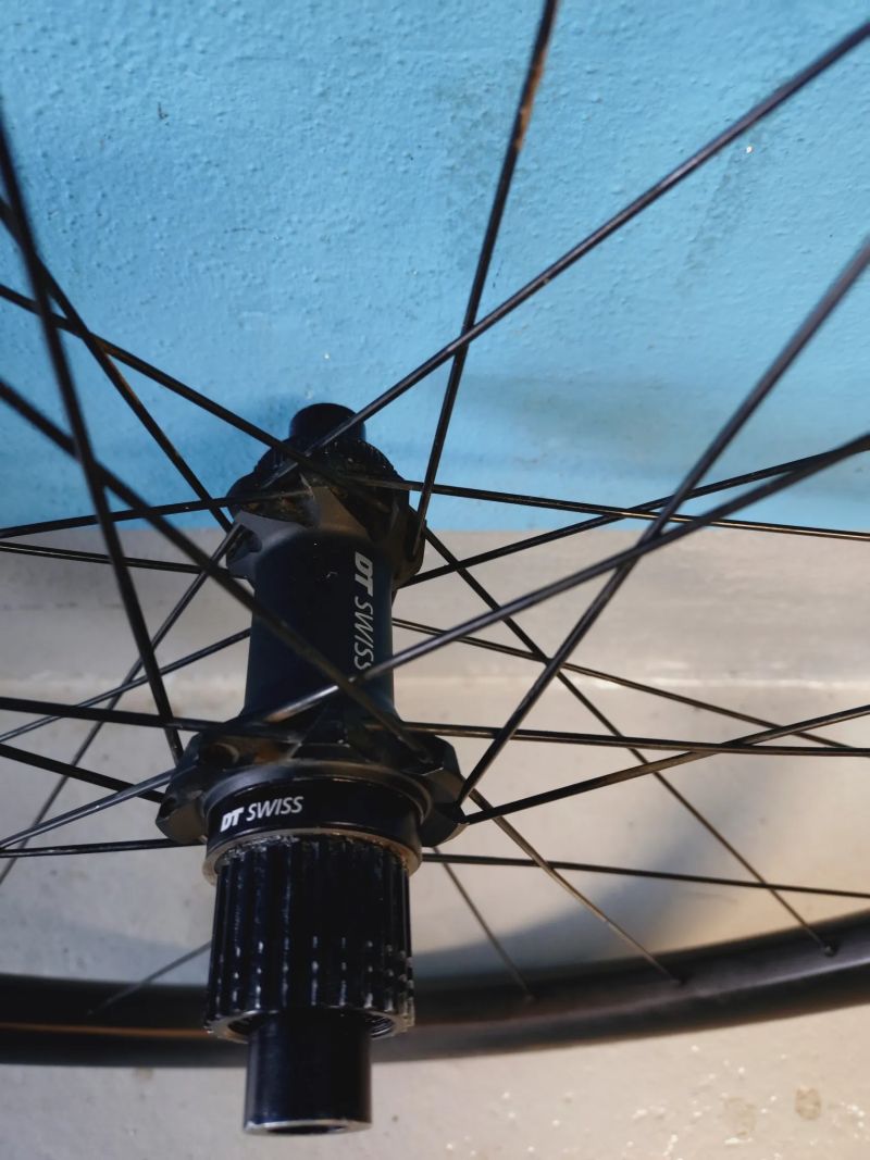Karbon MTB kola DT Swiss/JAVAX 