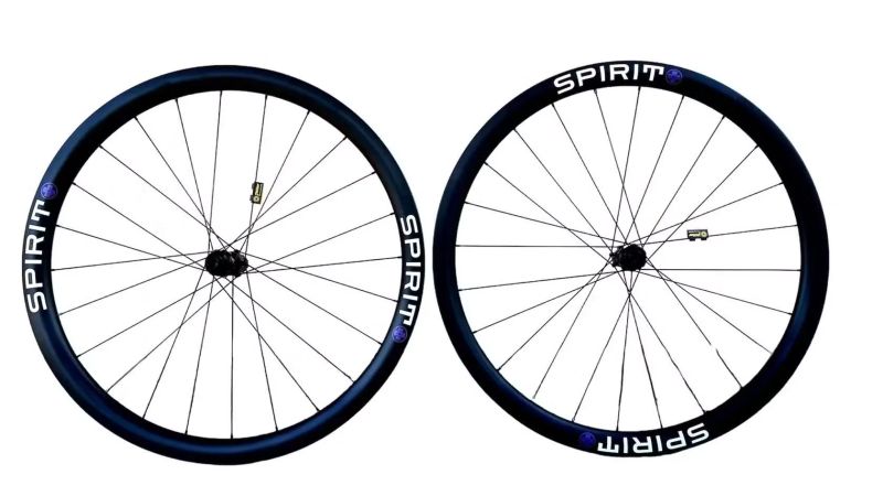 SPIRIT 38-FLASH, 1435g