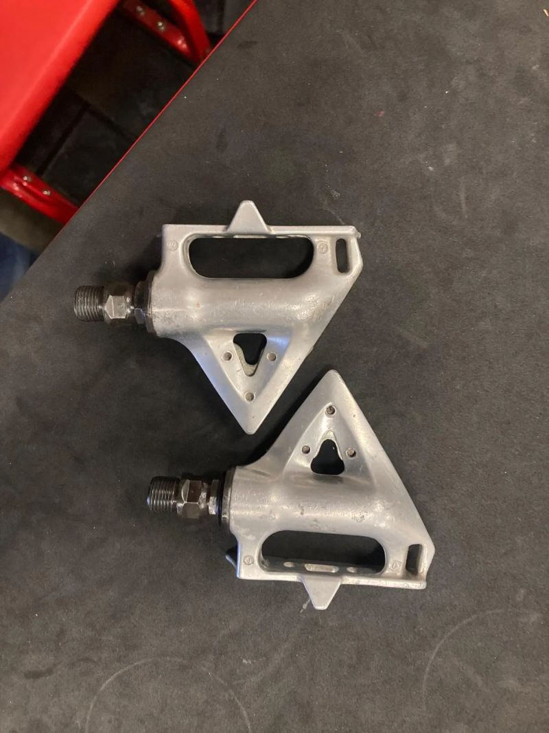 Pedály Shimano se sadou klipsen