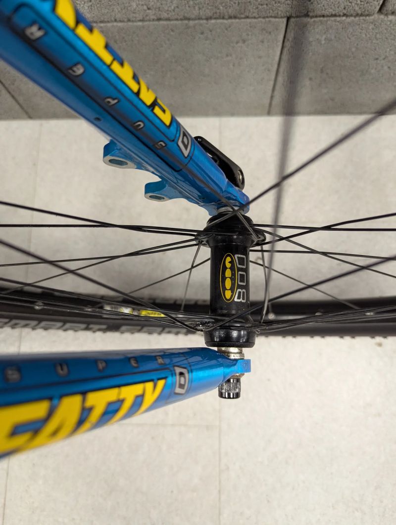 Cannondale Super V Raven 1000, velikost L, rok 1999, barvy Volvo, CODA Tarantula, Magura HS