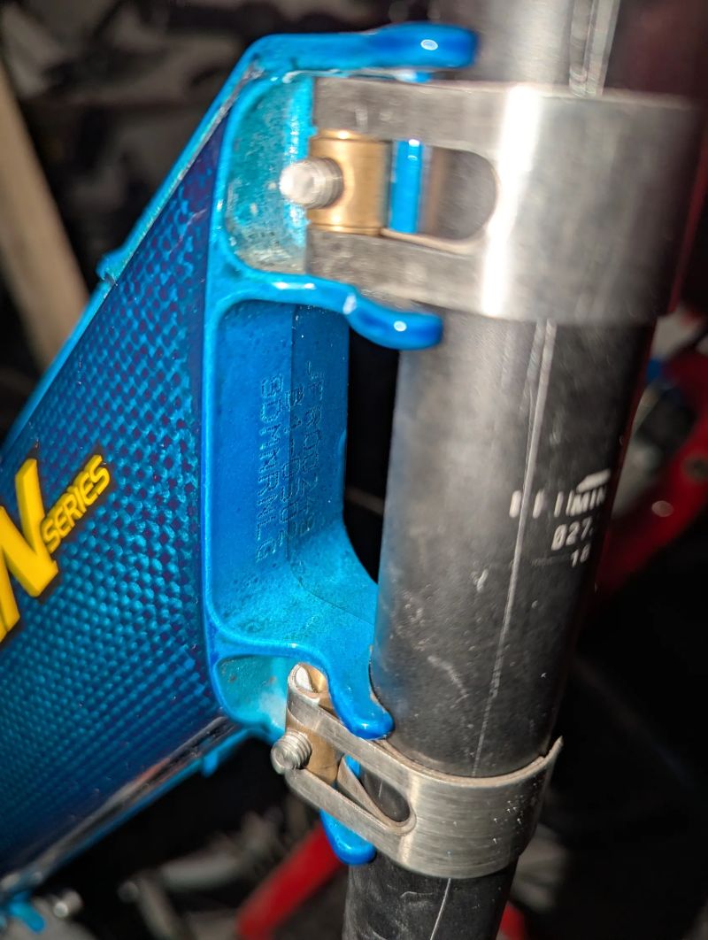 Cannondale Super V Raven 1000, velikost L, rok 1999, barvy Volvo, CODA Tarantula, Magura HS