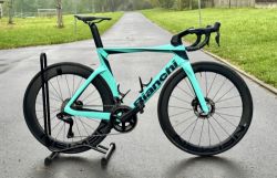 Bianchi Oltre Comp, Di2, wattmetr, Newmen