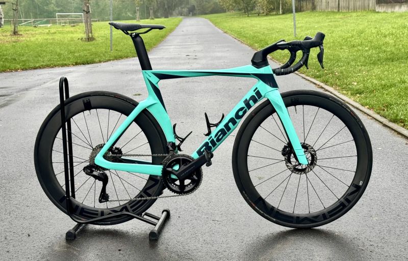 Bianchi Oltre Comp, Di2, wattmetr, Newmen