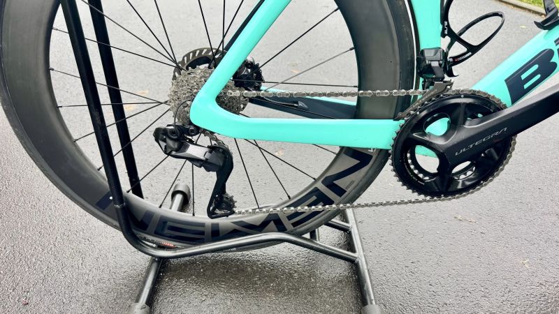 Bianchi Oltre Comp, Di2, wattmetr, Newmen