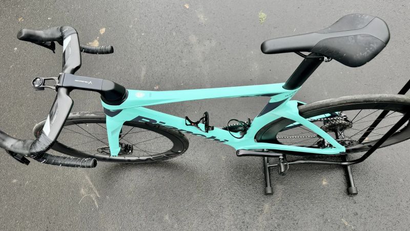 Bianchi Oltre Comp, Di2, wattmetr, Newmen