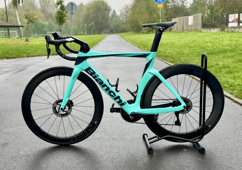 Bianchi Oltre Comp, Di2, wattmetr, Newmen