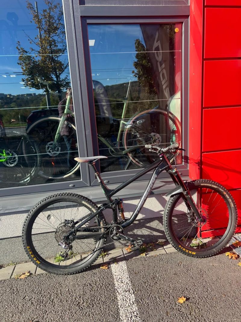 Celoodpružené kolo Transition 27,5"