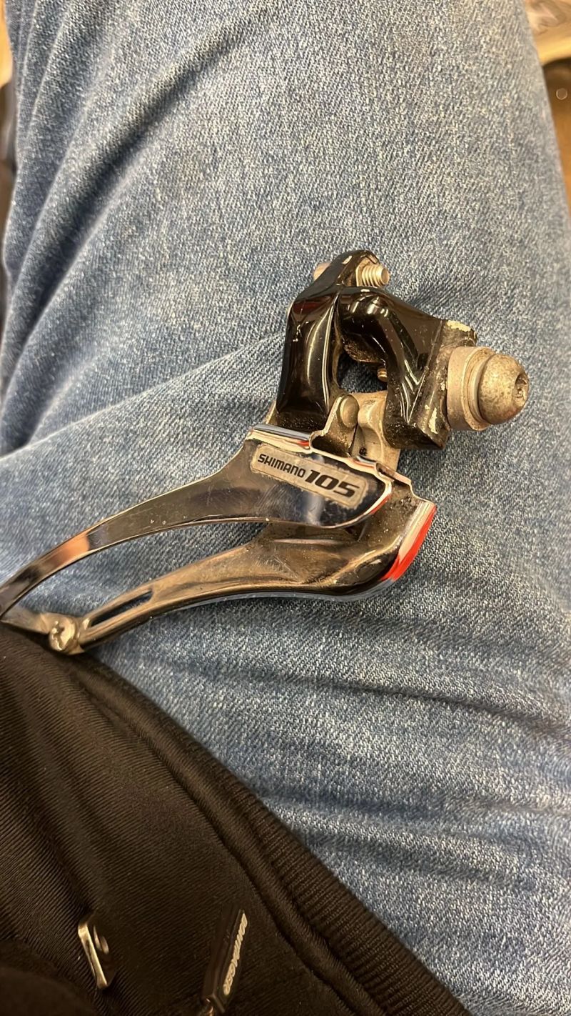 Shimano přesmykač FD5501 105ka