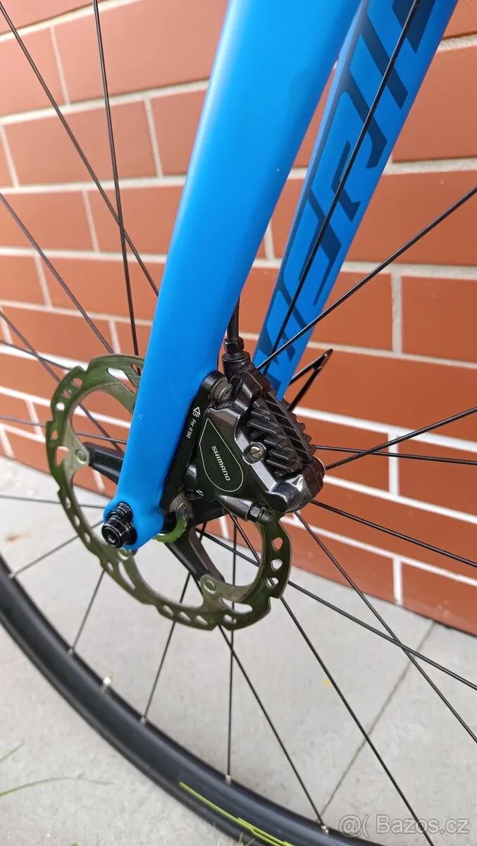 Karbonová silnička Merida Scultura Disc 6000, Shimano Ultegra, karbonová sedlovka, vel. M/L