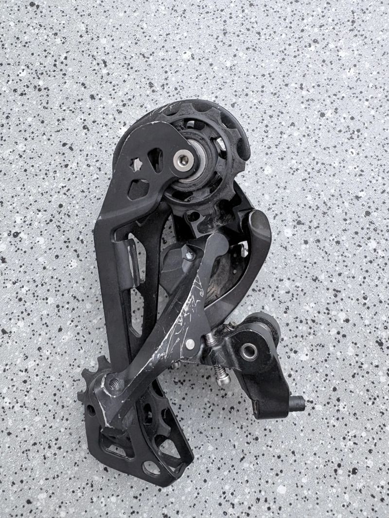 Shimano 2x11 přesmykač a přehazovačka